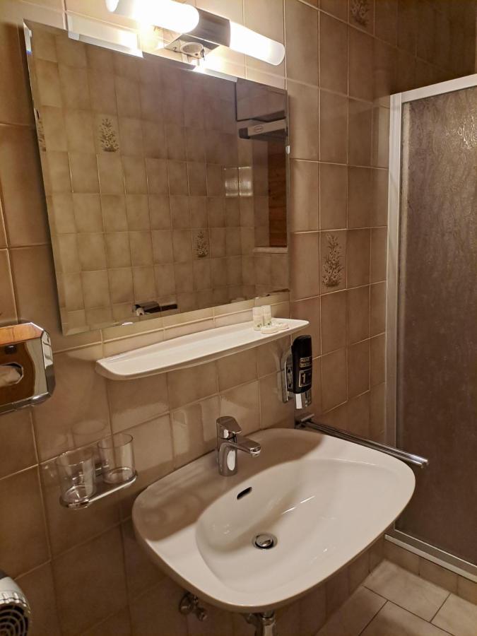 Apartpension Barenwirt ロイタシュ エクステリア 写真