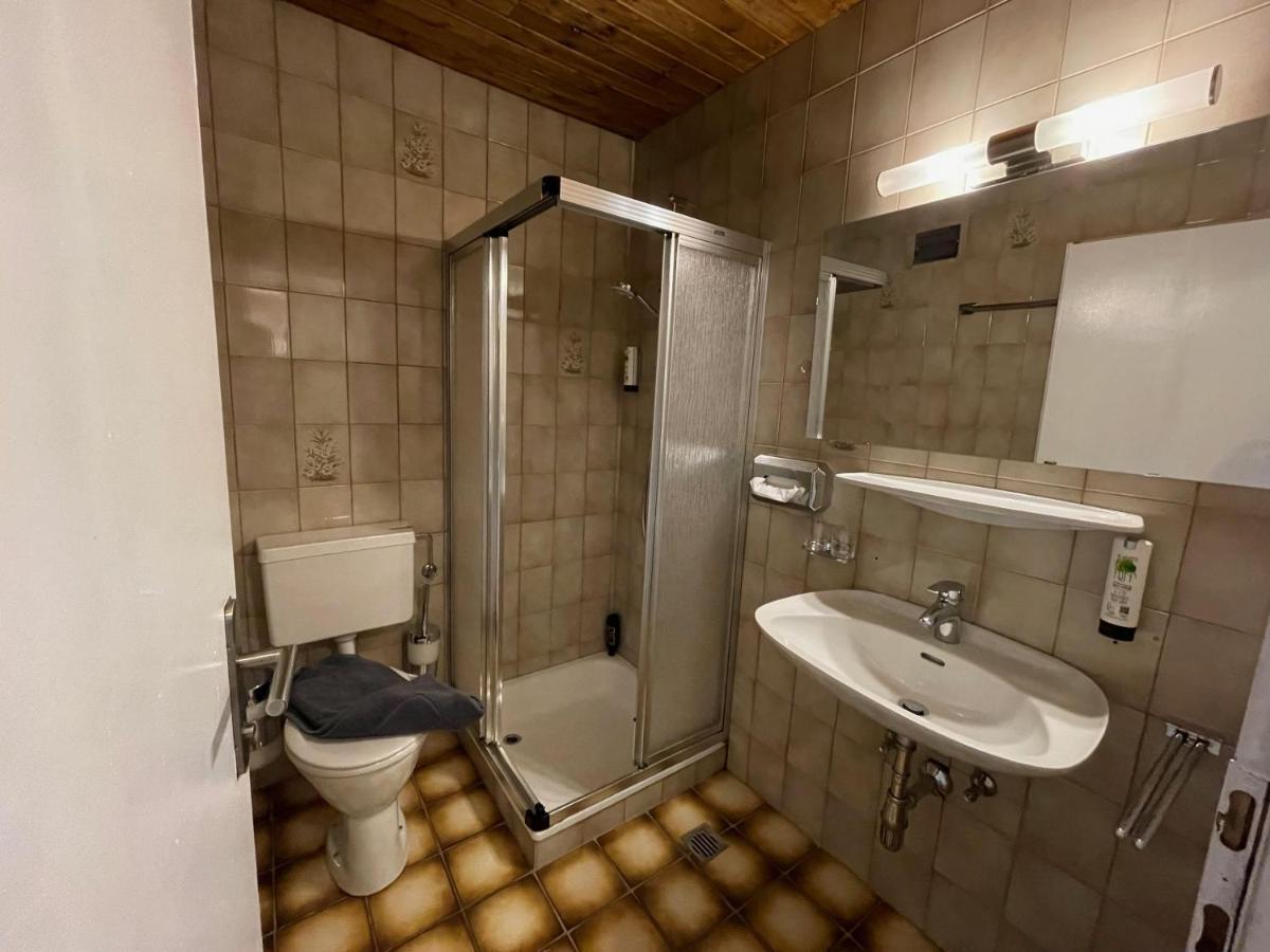 Apartpension Barenwirt ロイタシュ エクステリア 写真